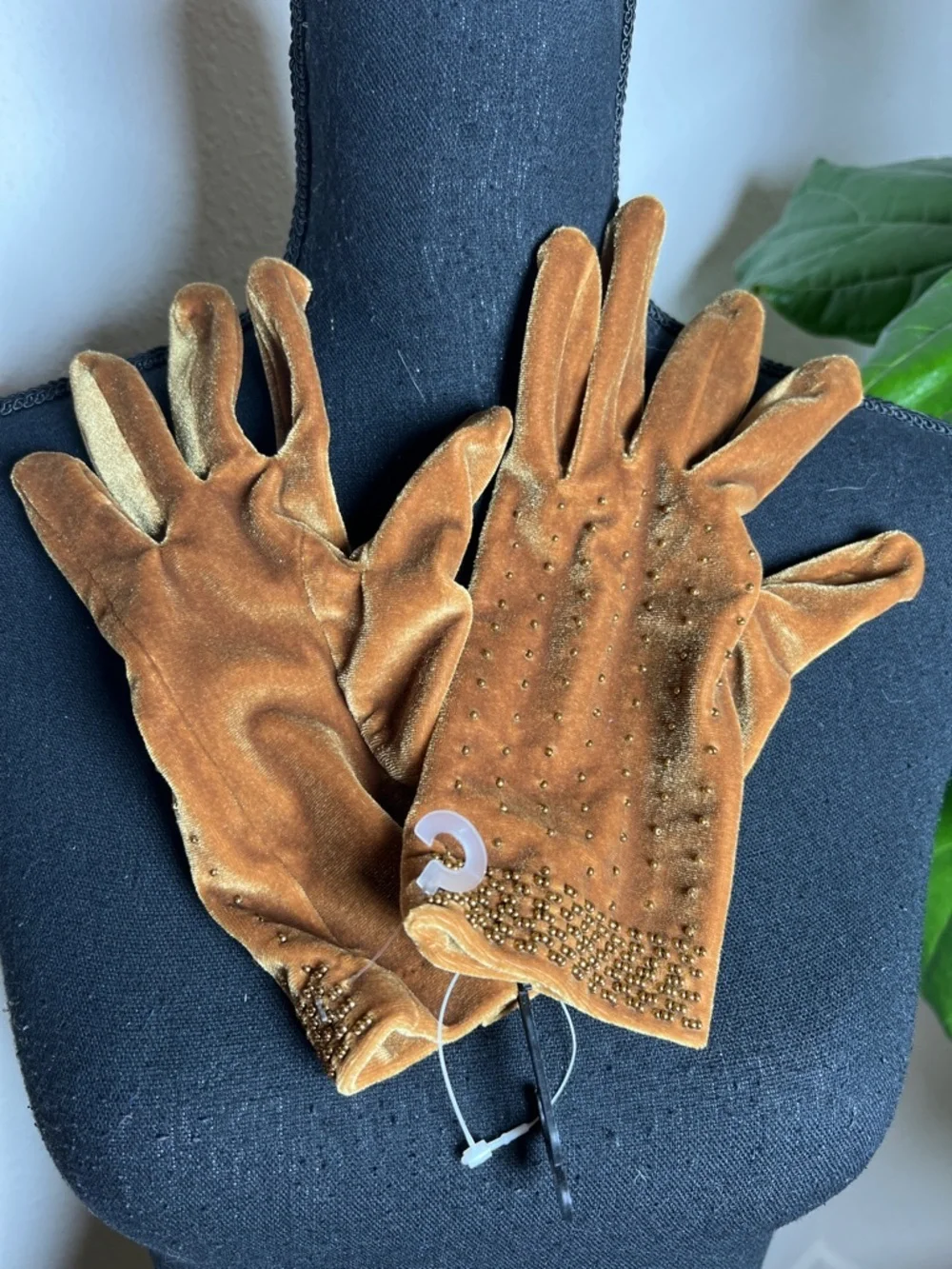 Women’s Cognac Velvet Embellished Hand Beaded Gloves NEW One Size Elegant